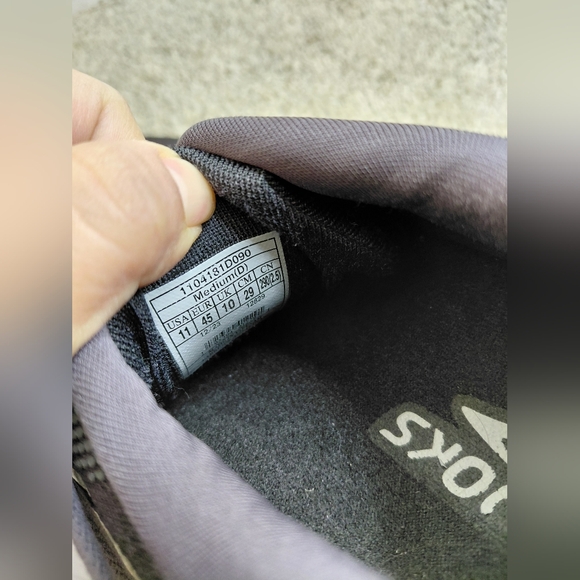 Brooks Gray/Black Ghost 16 Men’s 11D Excellent - Picture 8 of 12